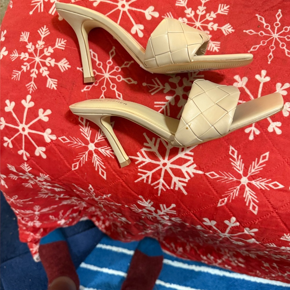 Elegant Cream Women's Heels